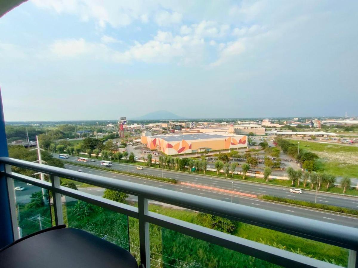 The Aces Crib At Azure North Pampanga Lejlighedshotel Eksteriør billede