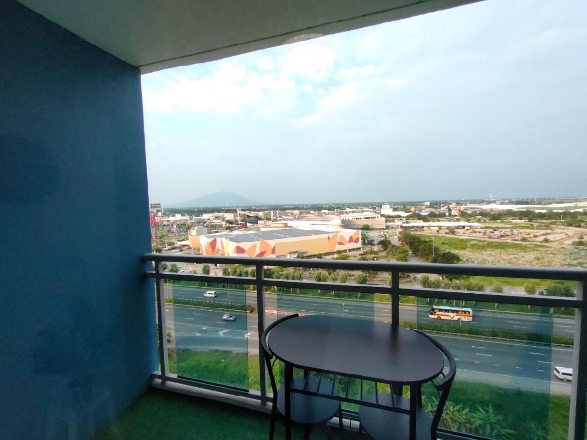 The Aces Crib At Azure North Pampanga Lejlighedshotel Eksteriør billede