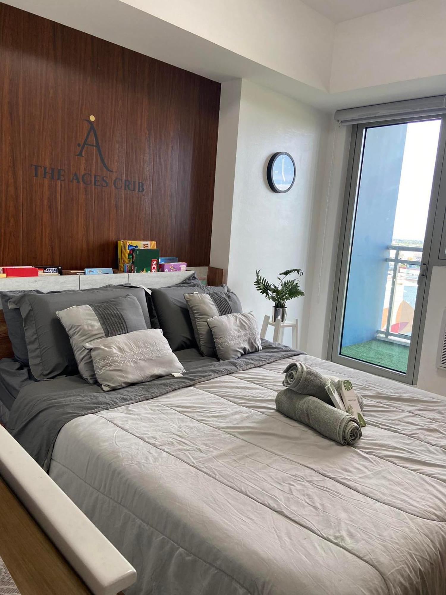 The Aces Crib At Azure North Pampanga Lejlighedshotel Eksteriør billede